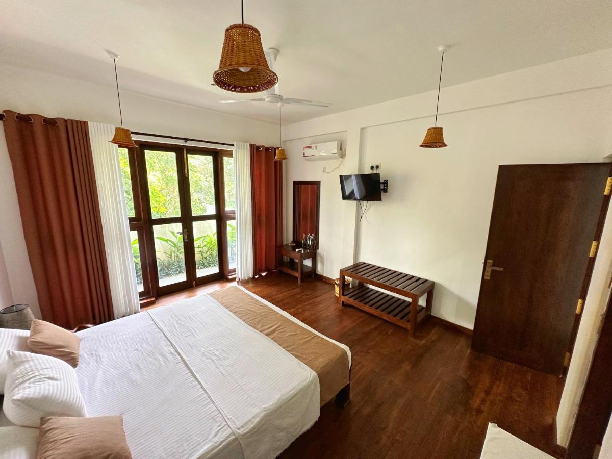 Finch Tangalle Exterior photo